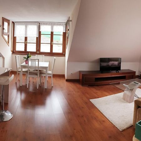 Apartmán Atico Cine Colon Ribadeo Exteriér fotografie