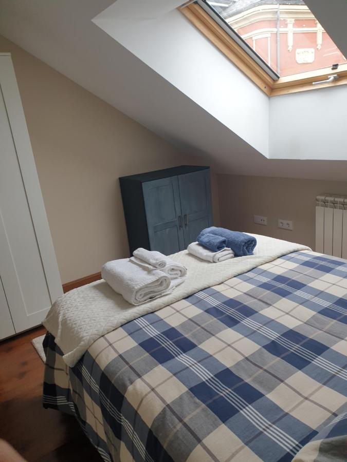 Apartmán Atico Cine Colon Ribadeo Exteriér fotografie